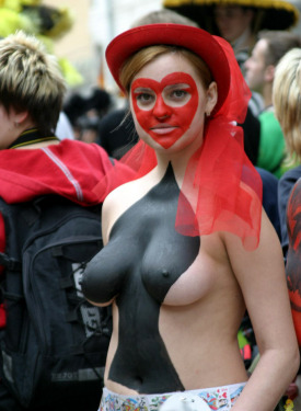 Busty topless beauties are on the street from public bodyart festival