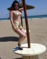 Glamour Bikini - 09-ana-martin_strip_0016