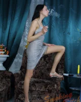 Smoking Bitch - 04-qw011520